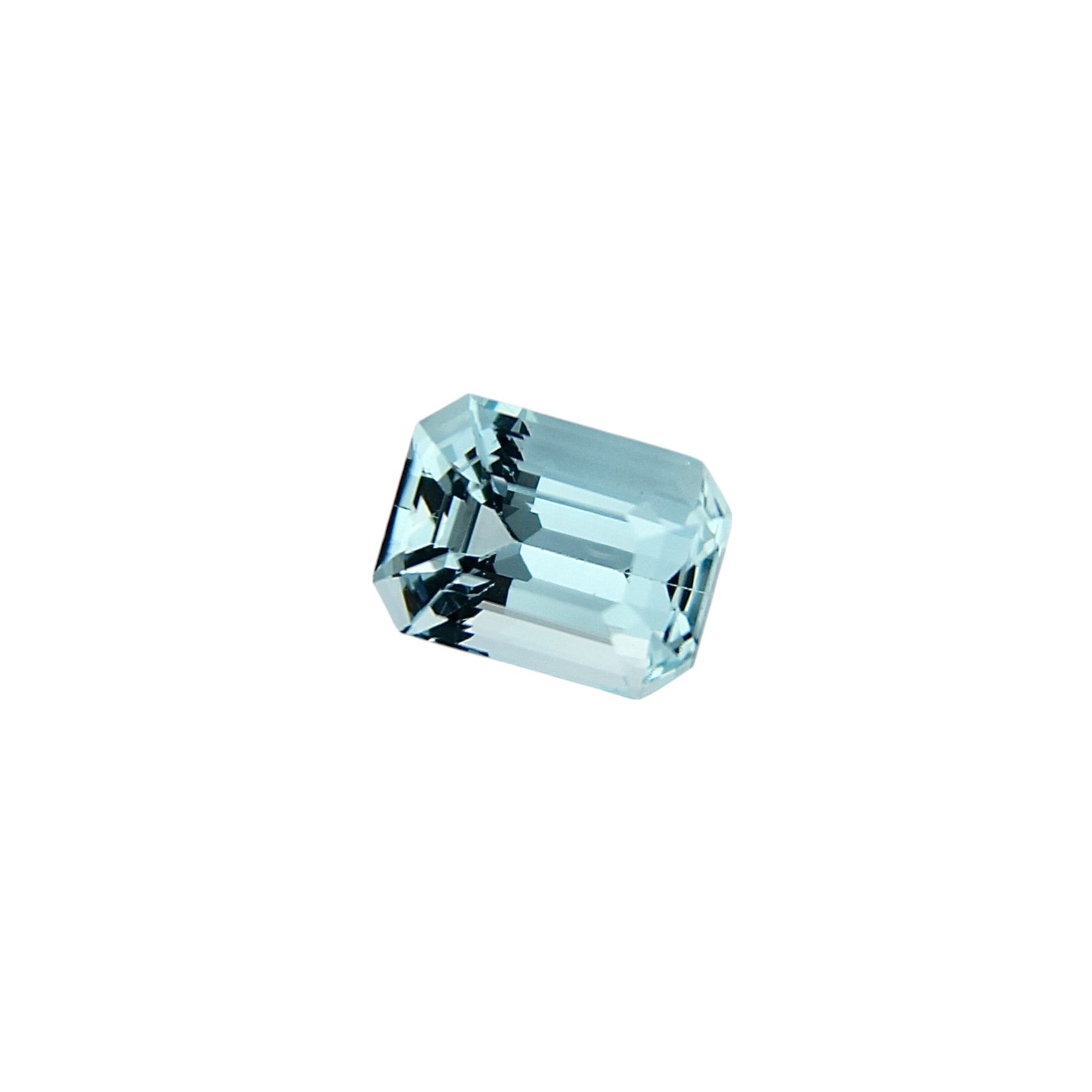Aquamarine - Emerald Cut - 9.5 x 7 mm - 2.59 ct