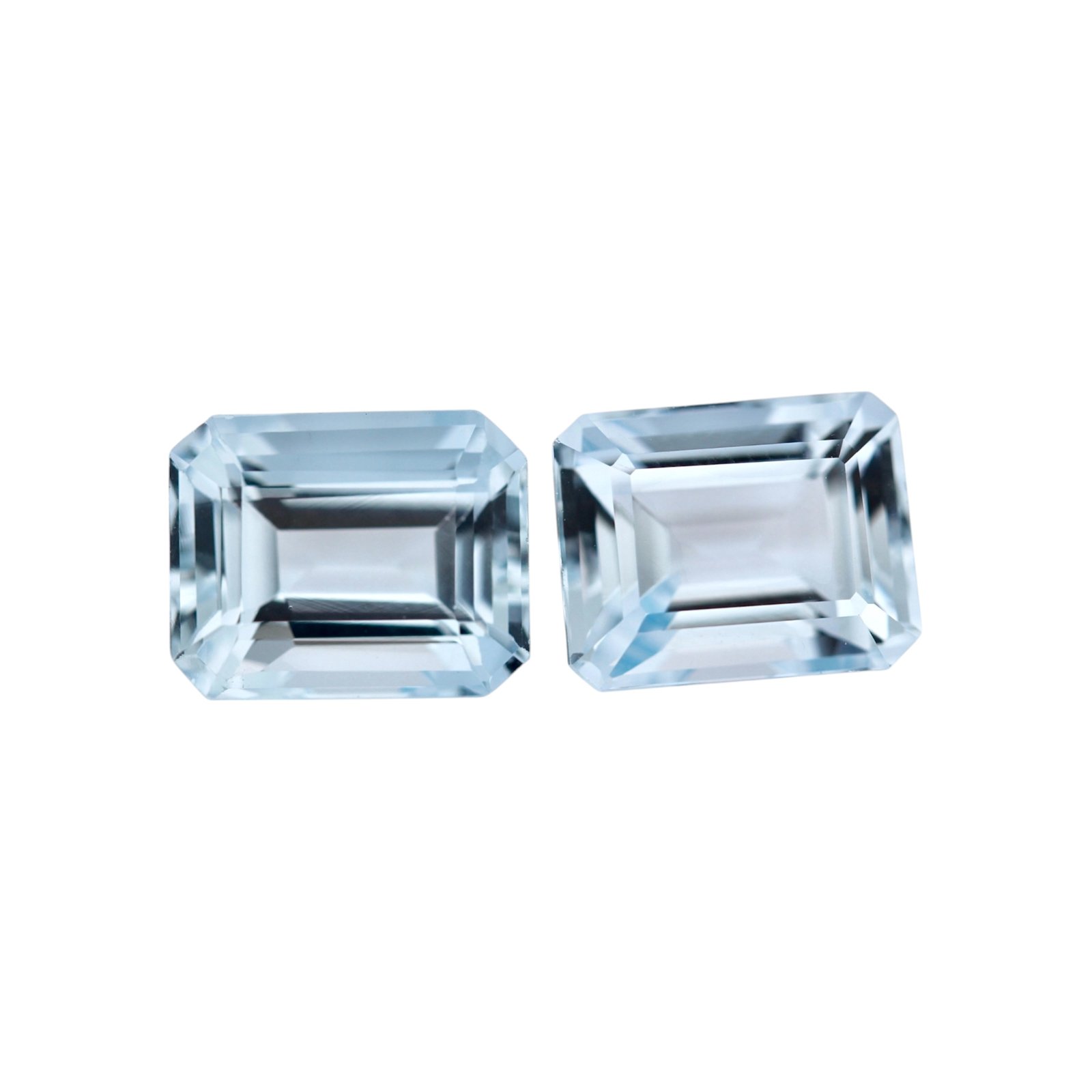 Aquamarine - Emerald Cut (Pair) - 10 x 8 mm - 6.88 ct