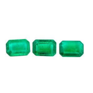 Emerald – Emerald Cut – 7 x 5 mm (Dark Green)