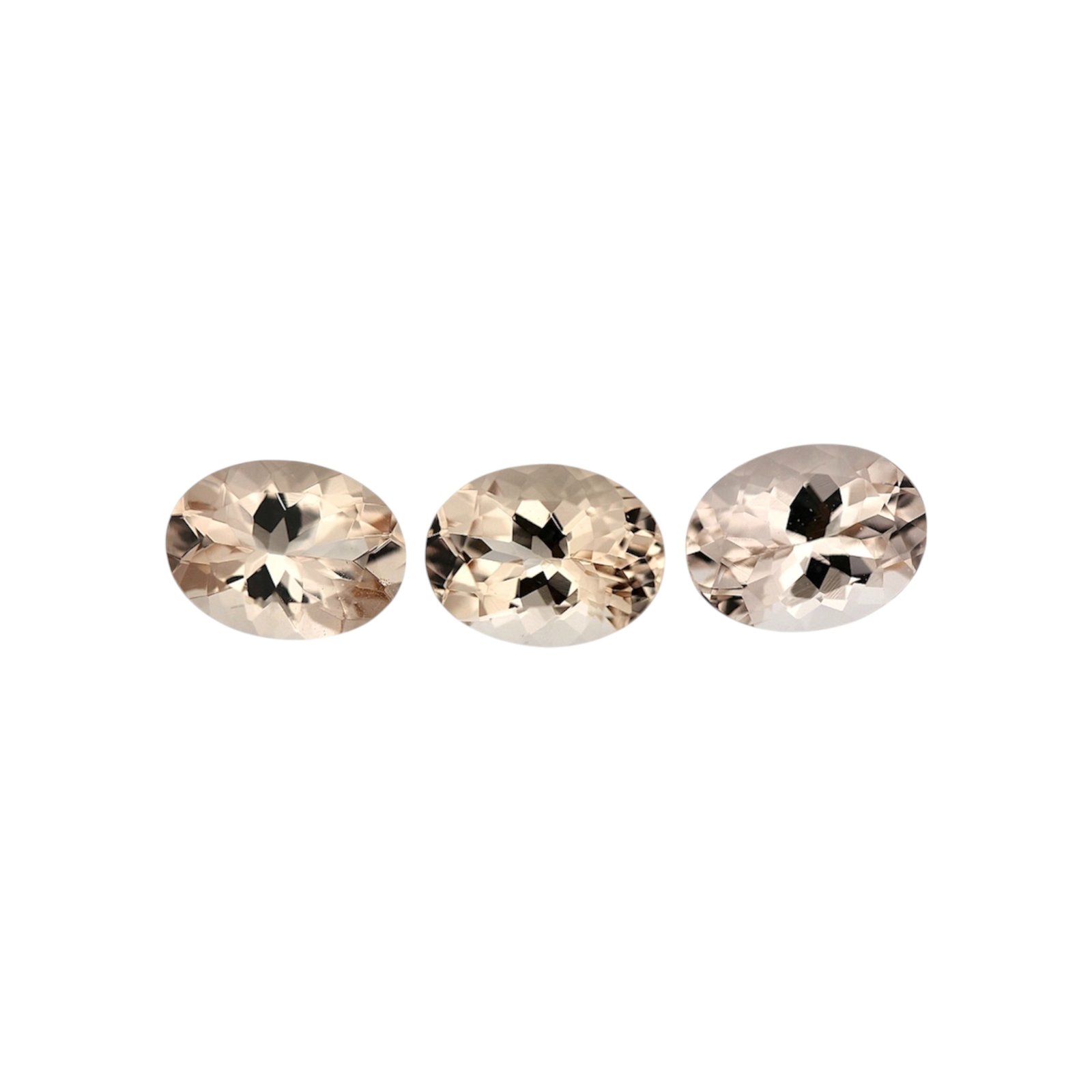 Peach Morganite - Oval - 6 x 4 mm