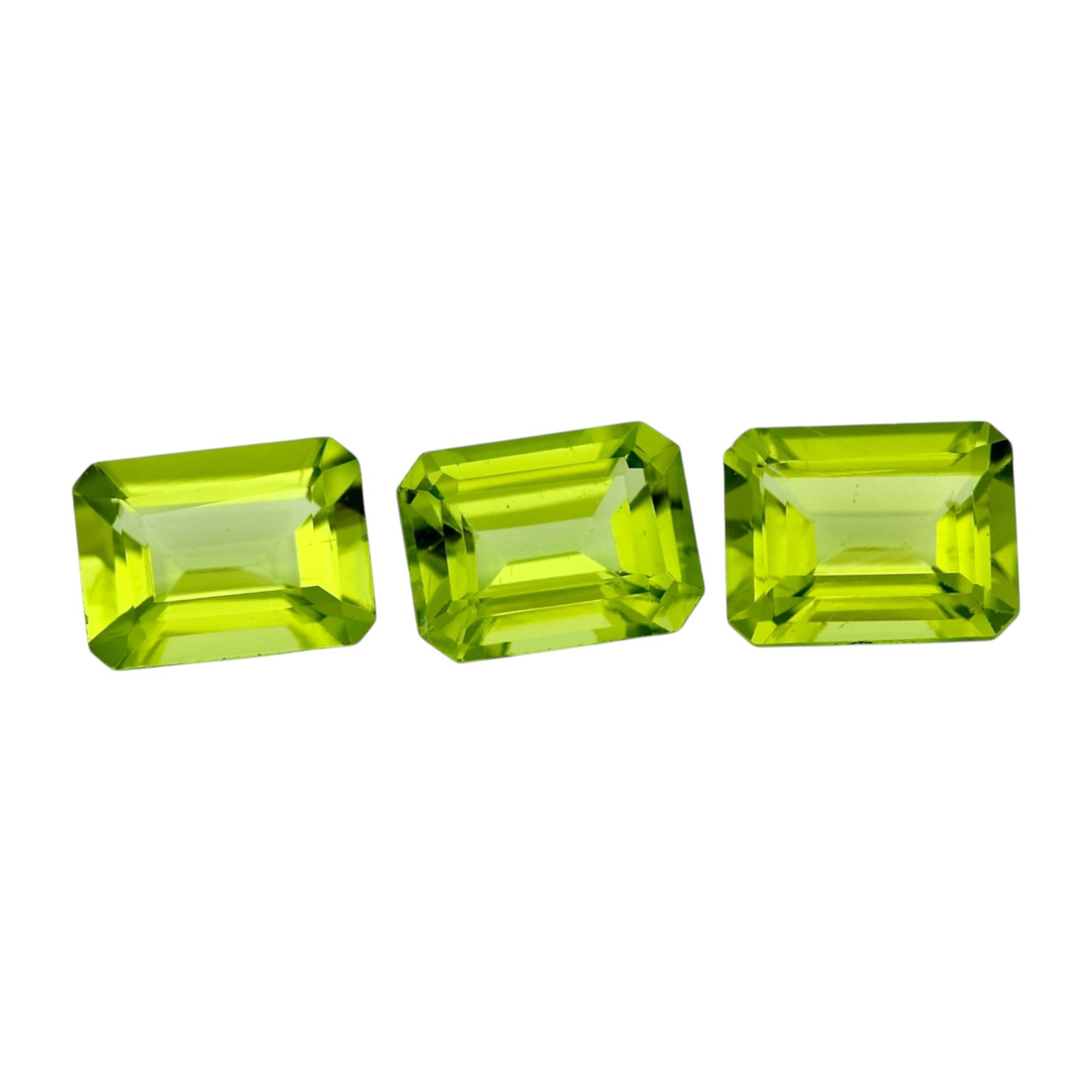 Peridot - Emerald Cut - 7 x 5 mm