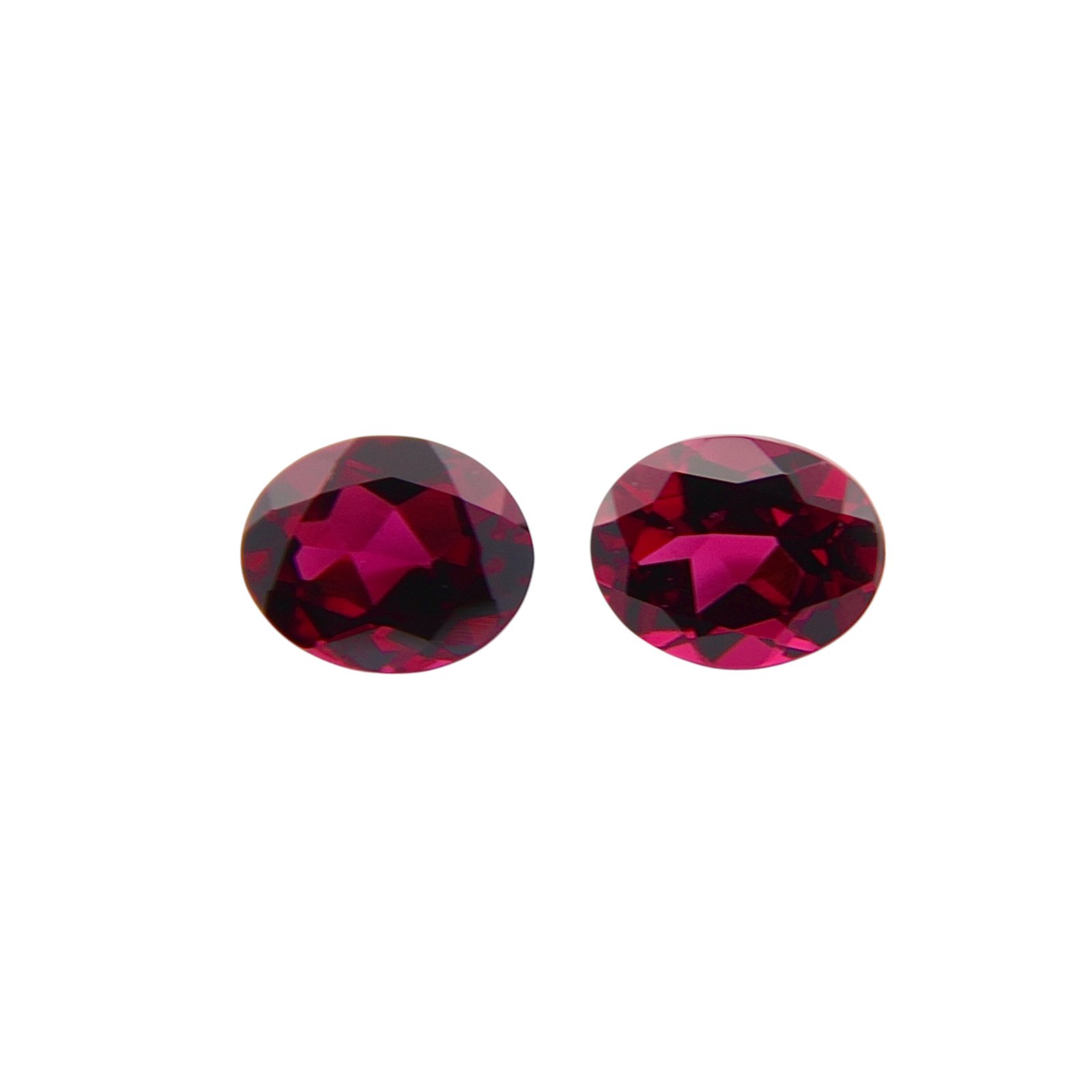 Rhodolite - Oval (Pair) - 10 x 8 mm - 6.71 ct