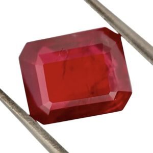 Ruby Pigeon Blood Red – Emerald Cut – 7.05 x 5.72 mm – 1.54 ct (NH)